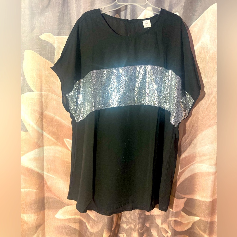 Brand new like love Blouse size 1X